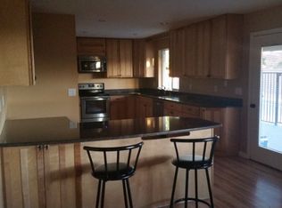 2221 W Kerry Ln, Phoenix, AZ 85027