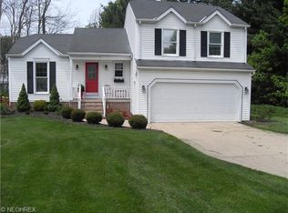 31300 Elm Hill Dr, Solon, OH 44139