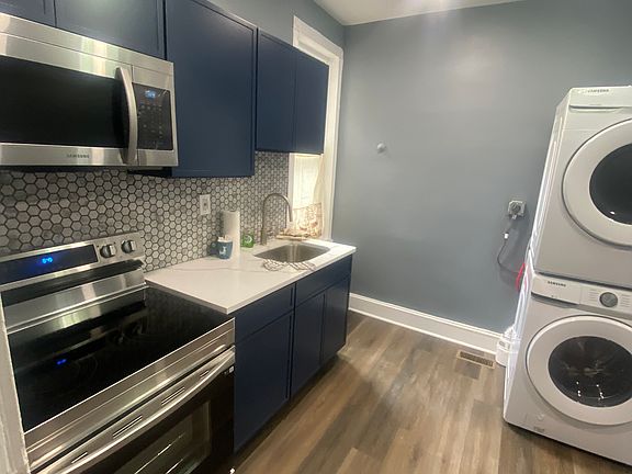 3rd image of 3641 N 19th St Floor 3