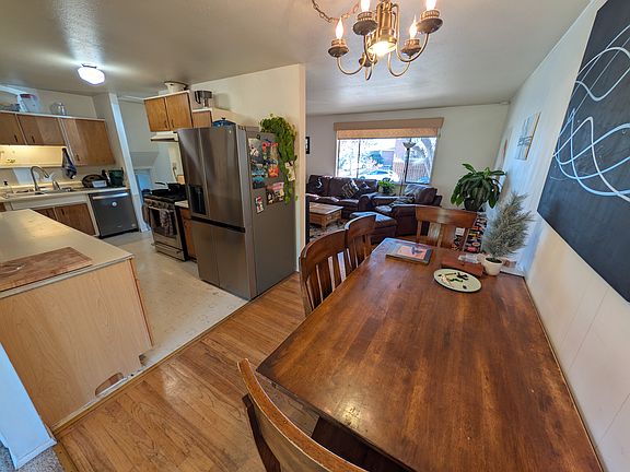 Dining room (off kitchen, living room and sun room)