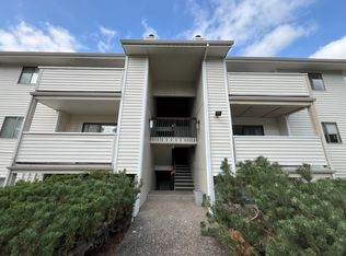 11044 SW Greenburg Rd APT 114, Tigard, OR 97223