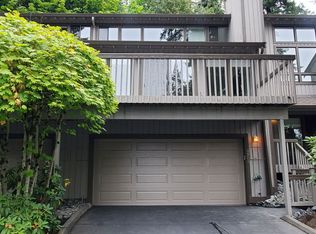 9708 NE Riverbend Dr #22-D, Bothell, WA 98011