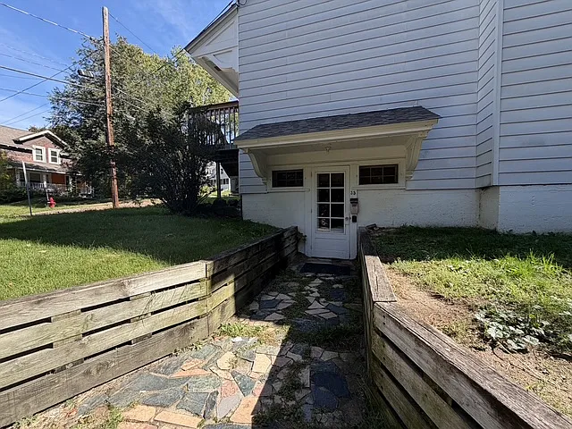 35 Gove Ct #35