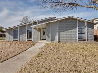 4201 Woodbluff Dr, Mesquite, TX 75150
