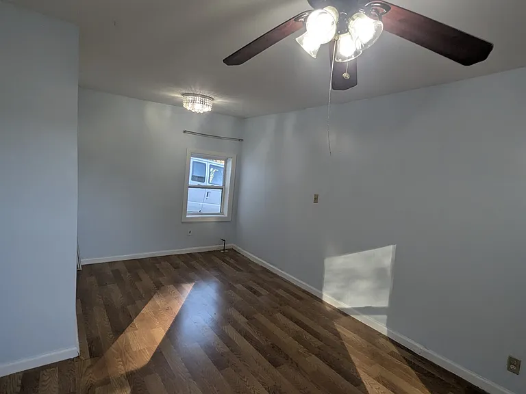 23 Bedford St — Photo 11