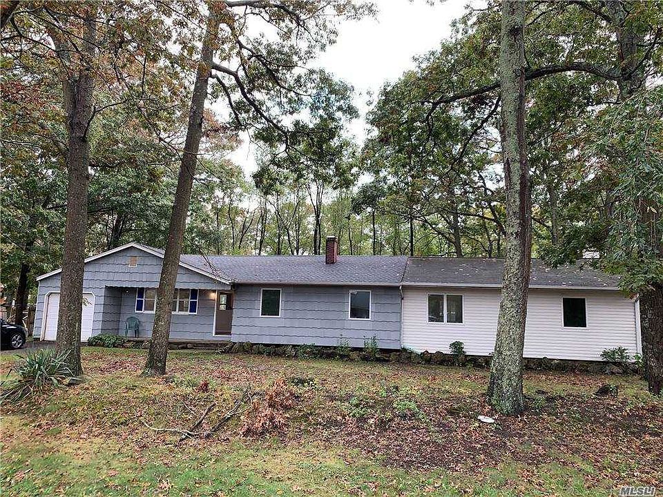 2nd image of 2 Laurel Ln