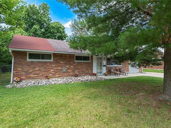 4th image of 2675 Latonia Ave