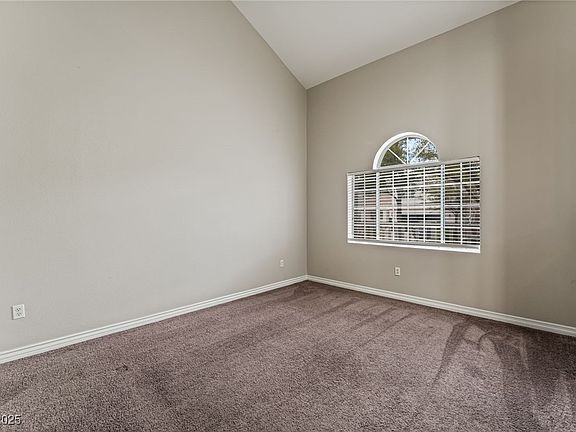 5th image of 7854 Autumn Gate Ave