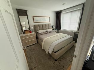 535 51st Ave APT 3F, Long Island City, NY 11101