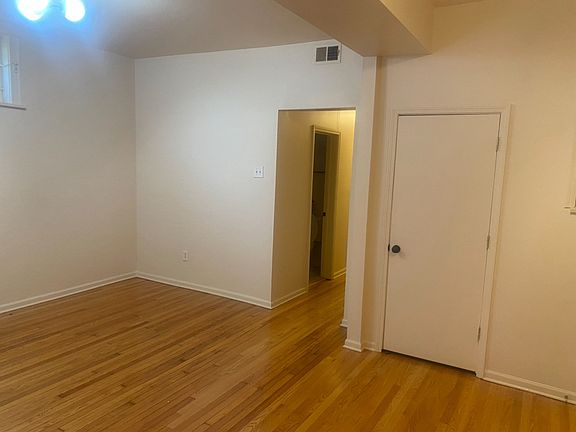 2nd image of 5725 S Michigan Ave Floor 1
