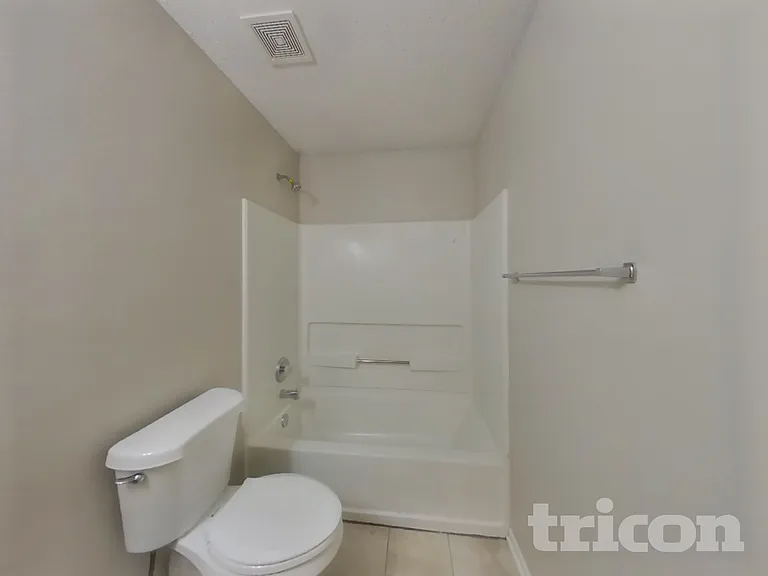 678 Runnymede Ct — Photo 14