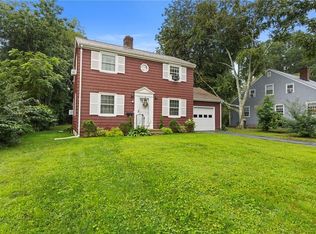7 Beach Ave, Newport, RI 02840