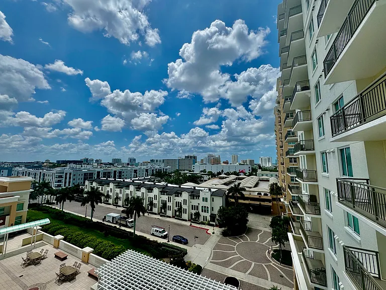 800 N Tamiami Trl #708 — Photo 16
