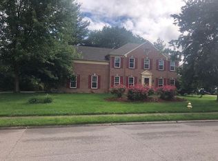 1033 Macintosh Ln, Florence, KY 41042