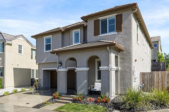 1st image of 1291 Goldenrod Way
