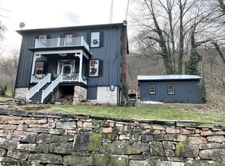 410 Rosemont Ave, Yeagertown, PA 17099