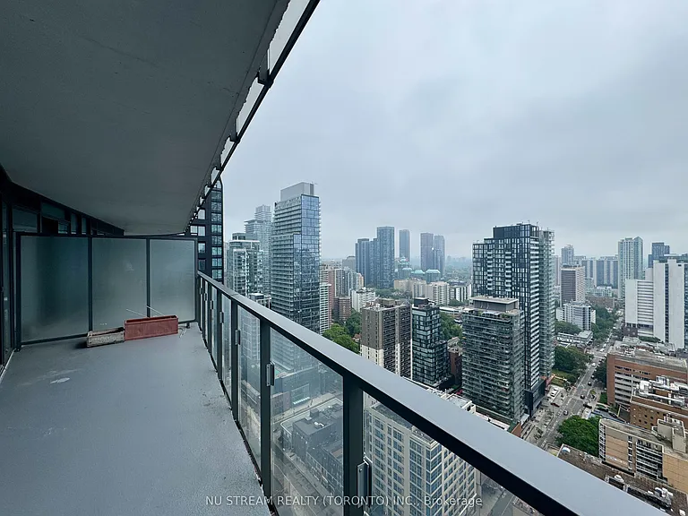 11 Wellesley St W #3113 — Photo 15