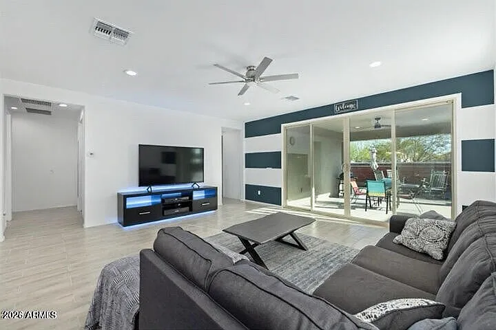 14599 W Wethersfield Rd — Photo 10