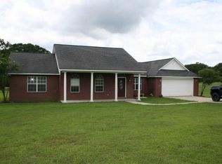 14 Stephens Ln, Sumrall, MS 39482