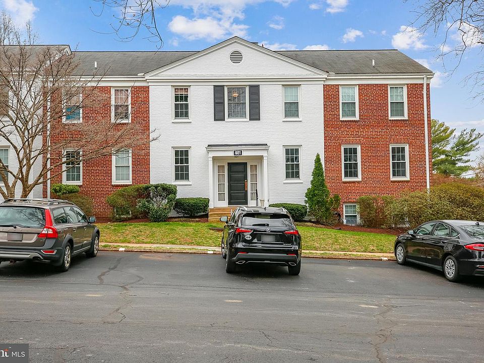 1st image of 601 Azalea Dr APT 2