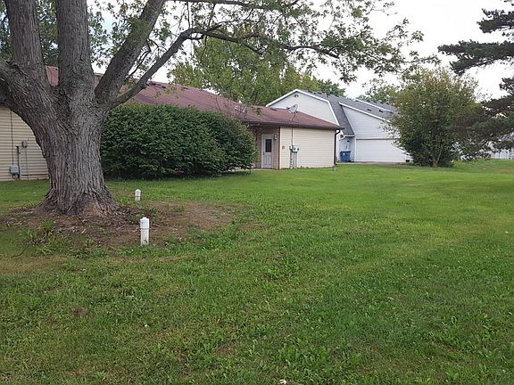 Large backyard on quiet street