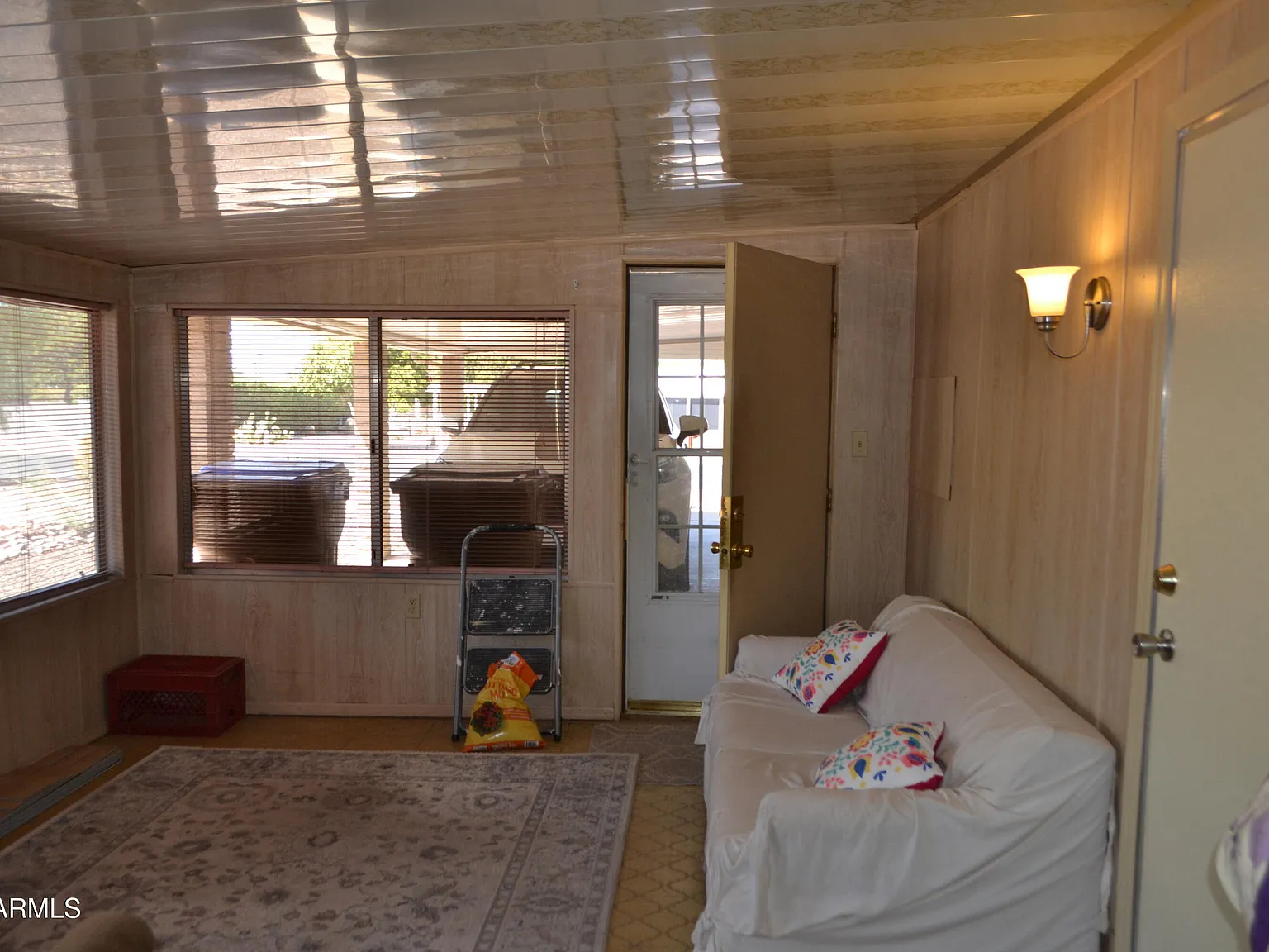 3 bed, 2.0 bath, 1000 sqft, $2,250 — Photo 3