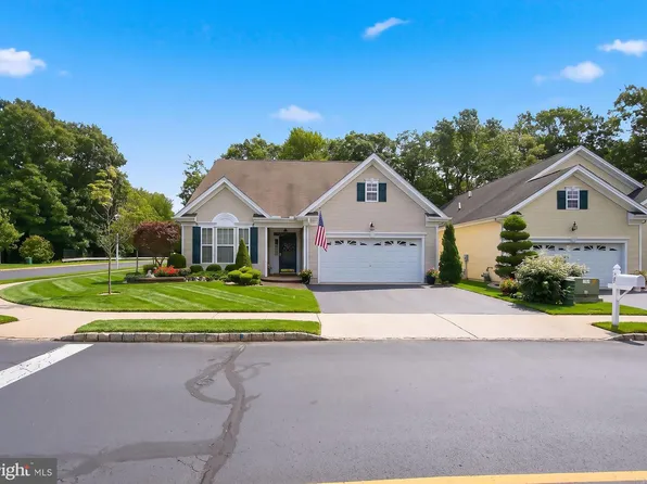 38 Marlow Dr, Jackson, NJ 08527