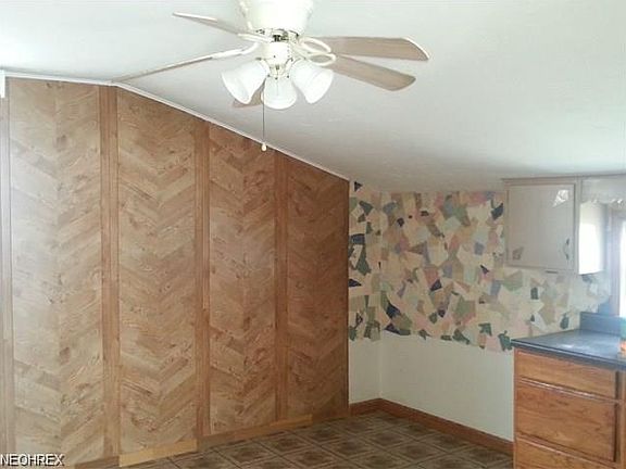 5th image of 3608 Sackett Ave