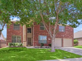 1029 Lindstrom Dr, Fort Worth, TX 76131