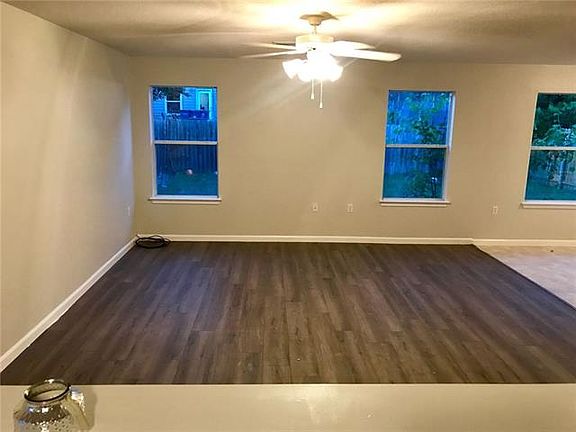4th image of 7428 Aspen Brook Dr