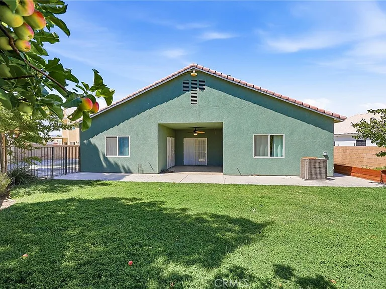 44154 Coral Dr — Photo 43