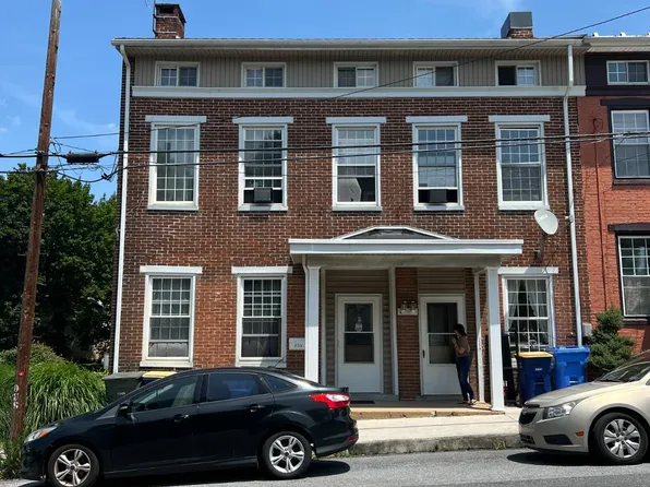 339 Old Stone House Rd S, Boiling Springs, PA 17007