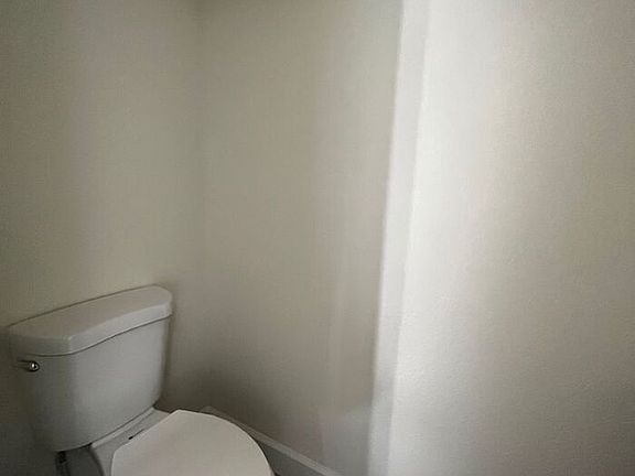 4th image of 376 Center St Unit 324
