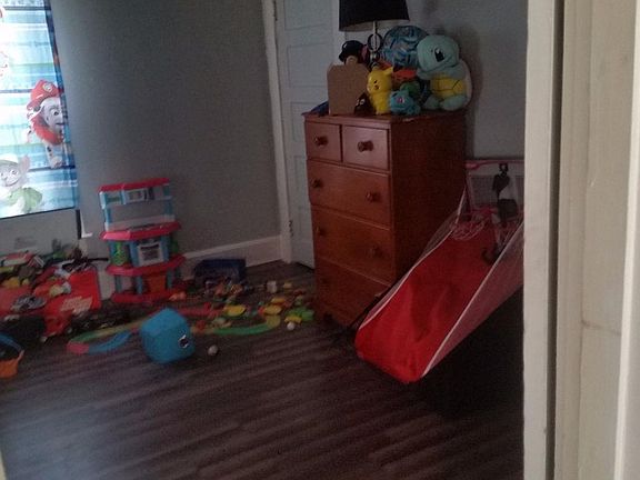 5th image of 303 Harlan St