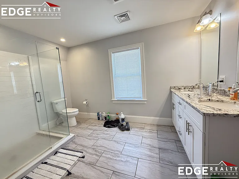 18 Bothwell Rd #1A — Photo 12