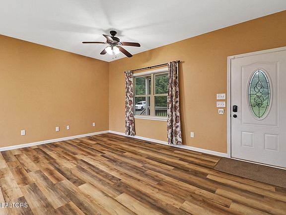 5th image of 1060 Spruce Creek Dr
