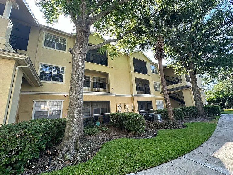 2674 Robert Trent Jones Dr #322 — Photo 2