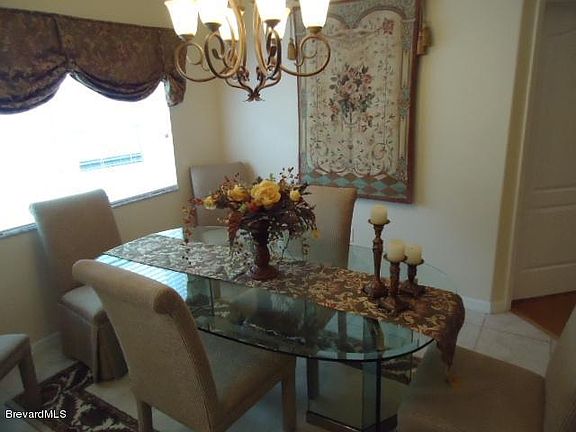 5th image of 1051 Indian Oaks Dr