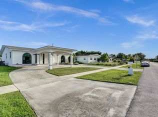 12350 SW 190th St, Miami, FL 33177