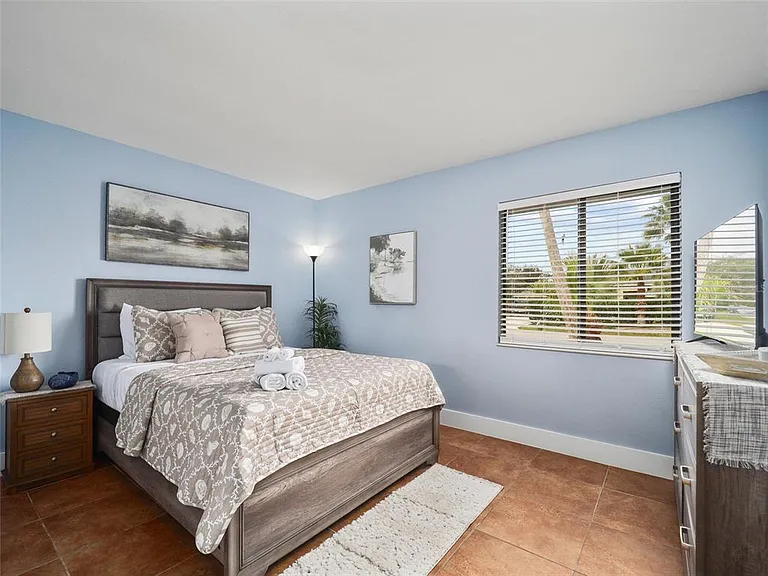 2 Cedar Ct — Photo 18