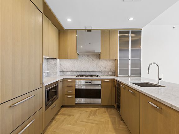 5th image of 300 W 122nd St #7H