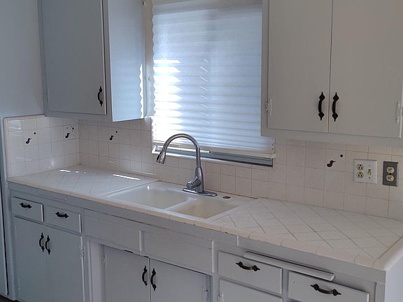 5th image of 1317 Euclid St APT 1