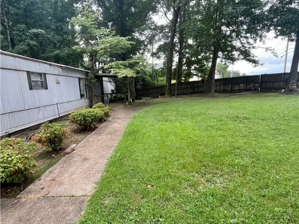 14271 Highway 69 N, Northport, AL 35475