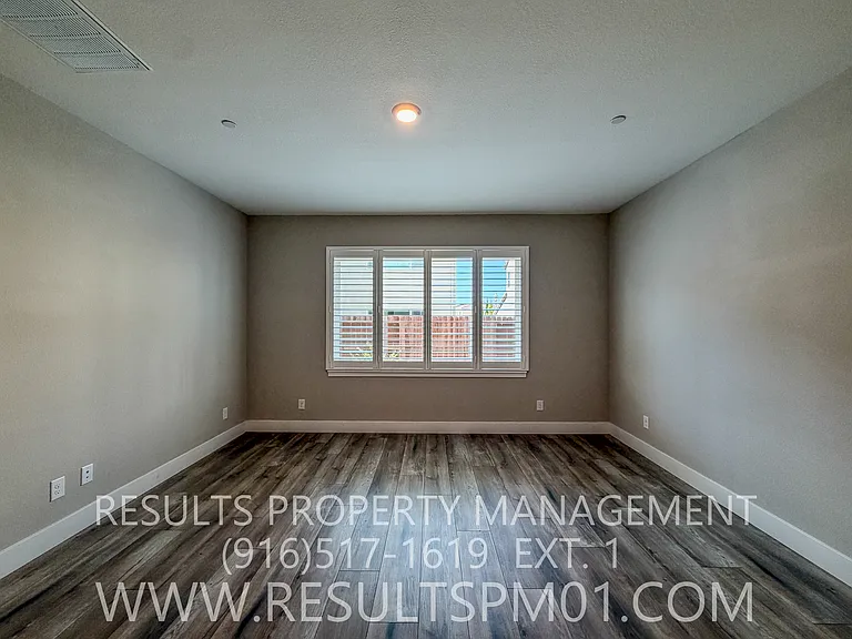 587 River St — Photo 6