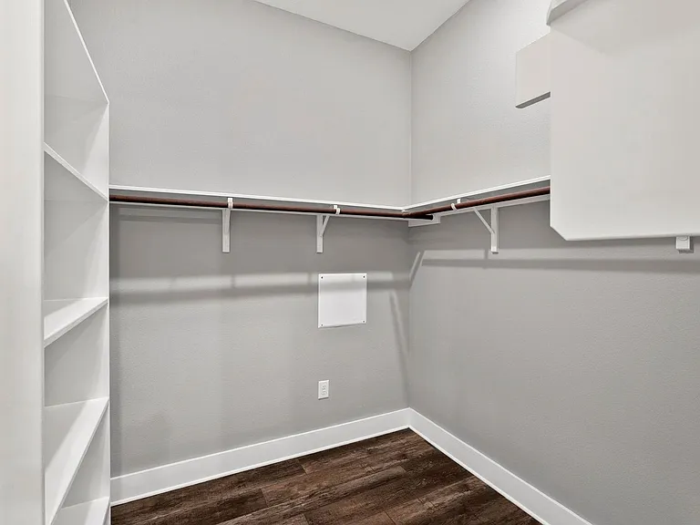 203 E Salty St — Photo 30