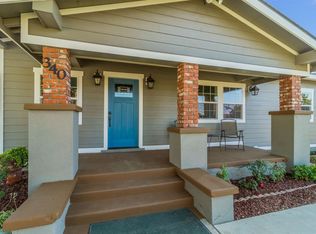 340 Kern St, Kingsburg, CA 93631