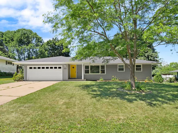 2727 Florann Dr, Fitchburg, WI 53711