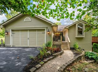 2104 Regent Park Dr, Bellbrook, OH