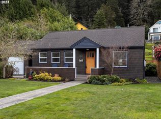 3525 Harrison Ave, Astoria, OR 97103