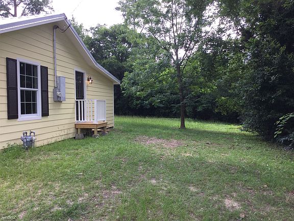 5th image of 404 Kelley Blvd